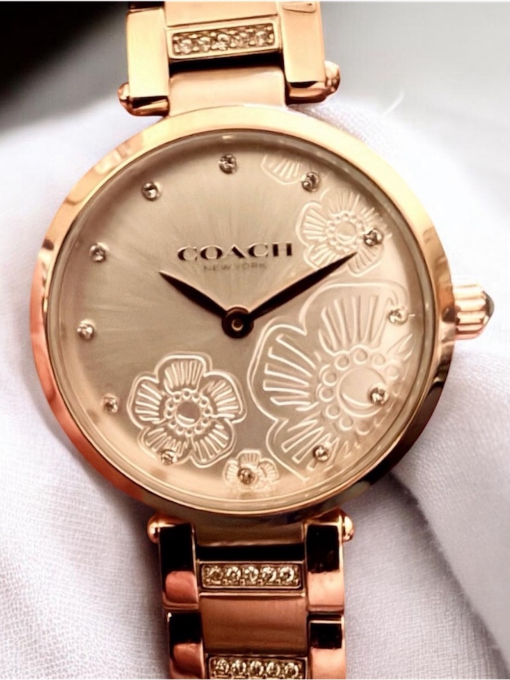 🌹COACH Bracelet Watch Rose Gold w Box Like New!